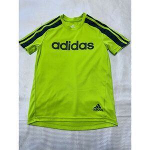 Adidas T-Shirt boys Sz S green neon Short Sleeve Athletic. A785